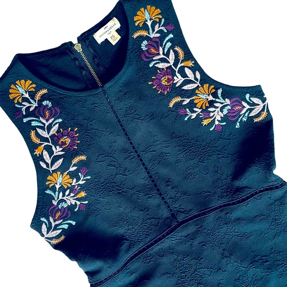 Mason & Bell Dresses & Skirts - Mason & Belle Dress